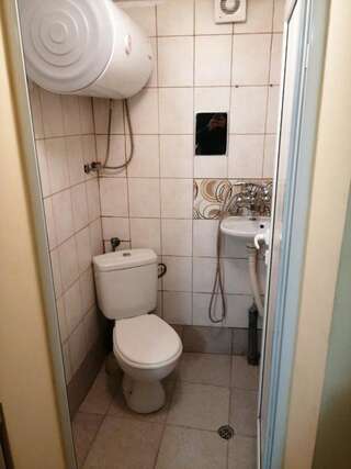 Проживание в семье Varna-Home Варна Cемейный номер с собственной ванной комнатой-8